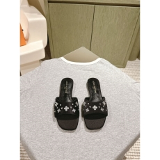 Louis Vuitton Slippers